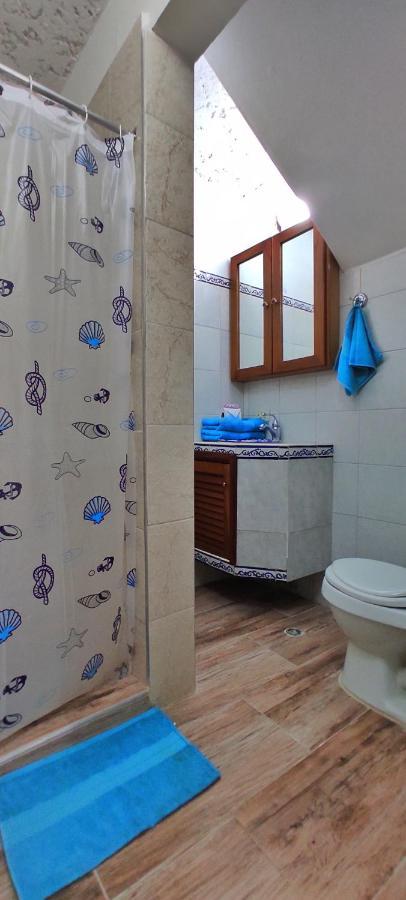 Bella Suite Frente Al Aeropuerto Catia La Mar Екстер'єр фото